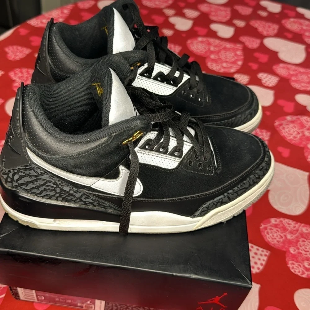AIR JORDAN RETRO TH